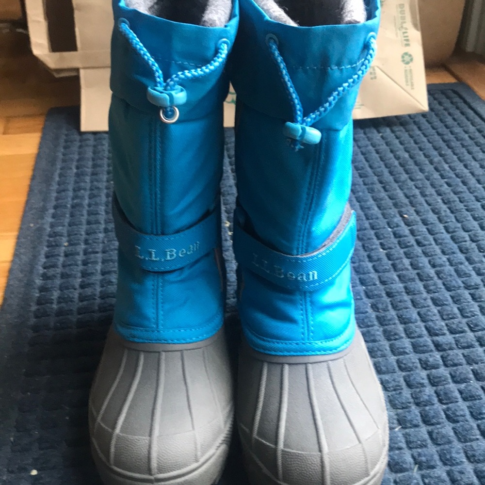 LL Bean Kids snow boots